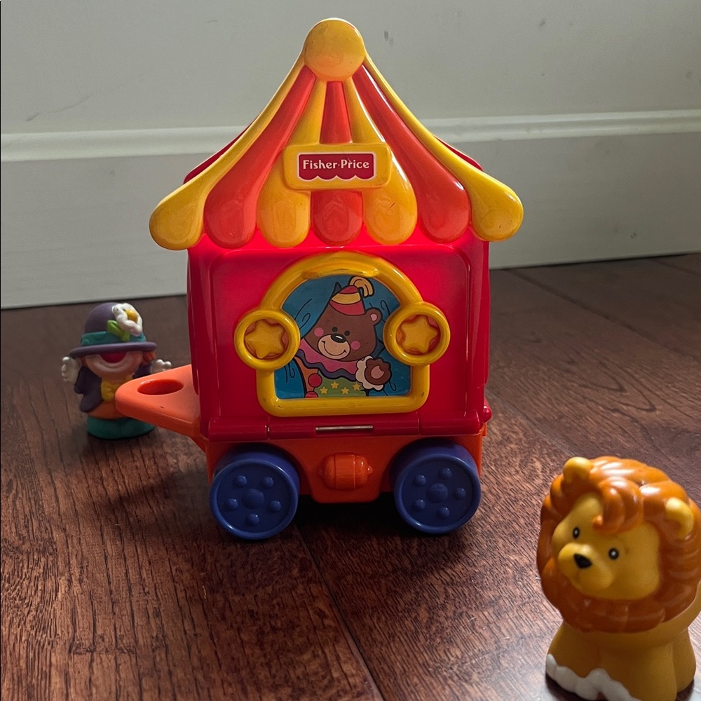 🦁 Fisher-Price Circus Playset with Clown and Lion - Picture 2 of 2